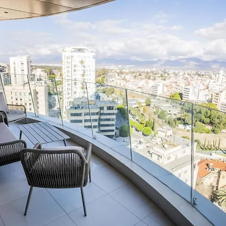 Apartment 360 - Luxury Panoramic View Nikosia