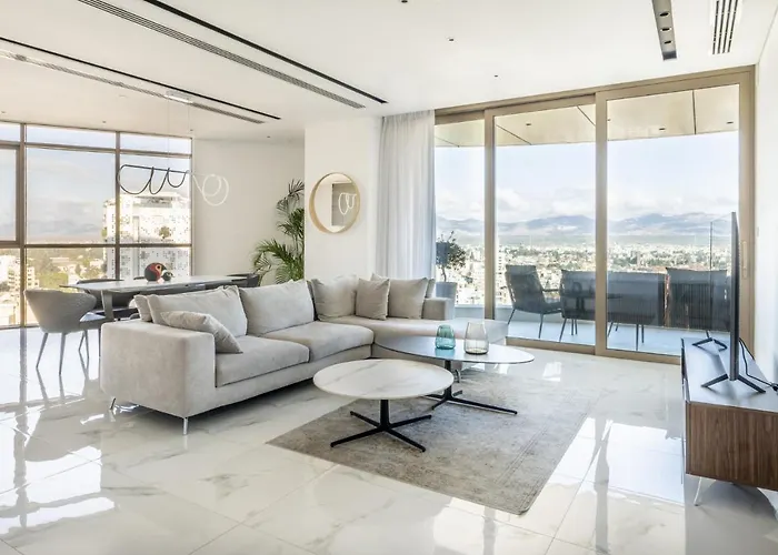 360 - Luxury Panoramic View * Nikósie